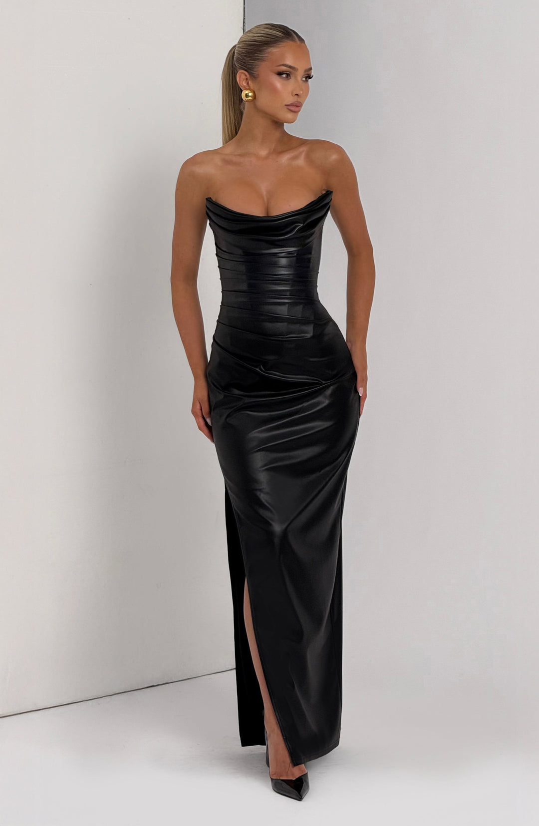Avelella Maxi Dress in Black by Clandour, product photo 8