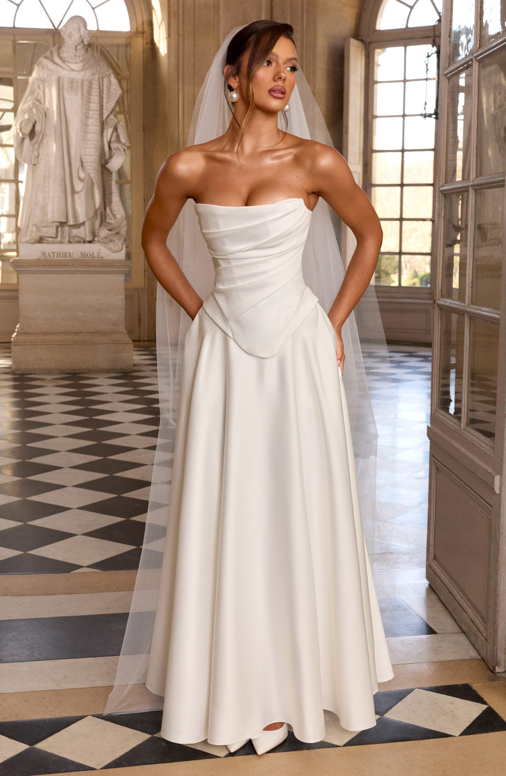 Corara Corset in Ivory by Clandour, product photo 2