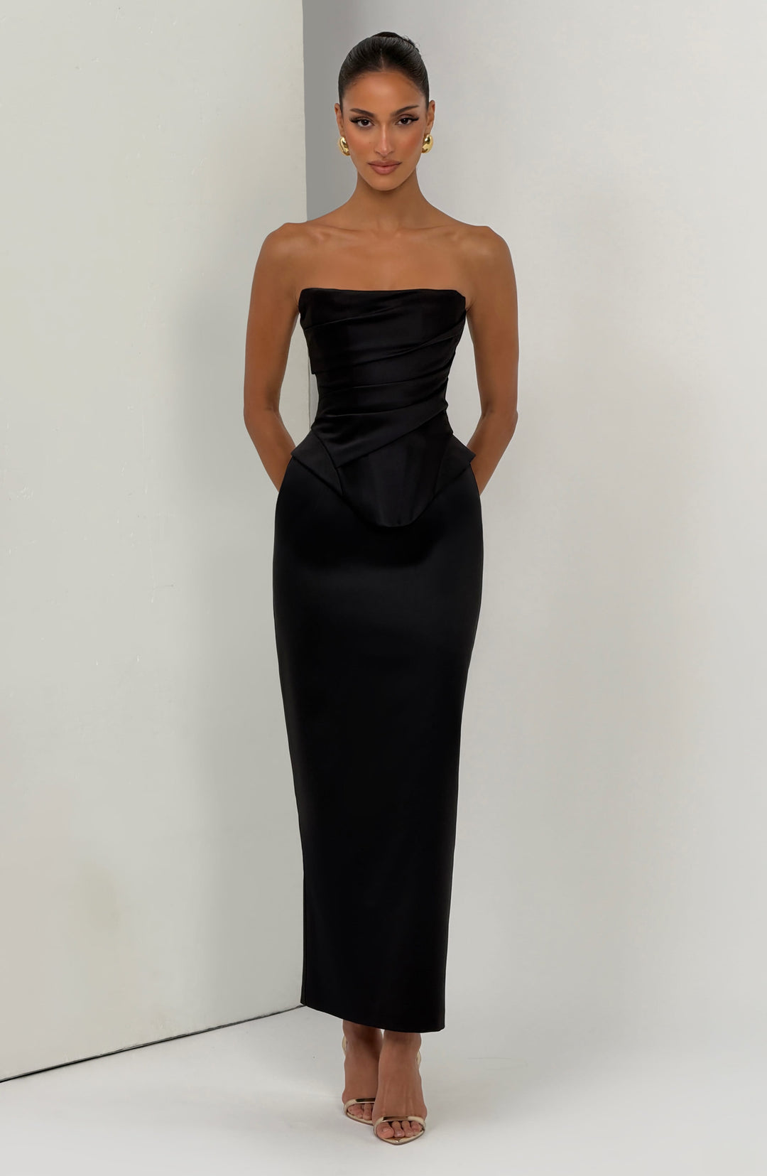 Daliaessa Midi Skirt in Black by Clandour, product photo 6