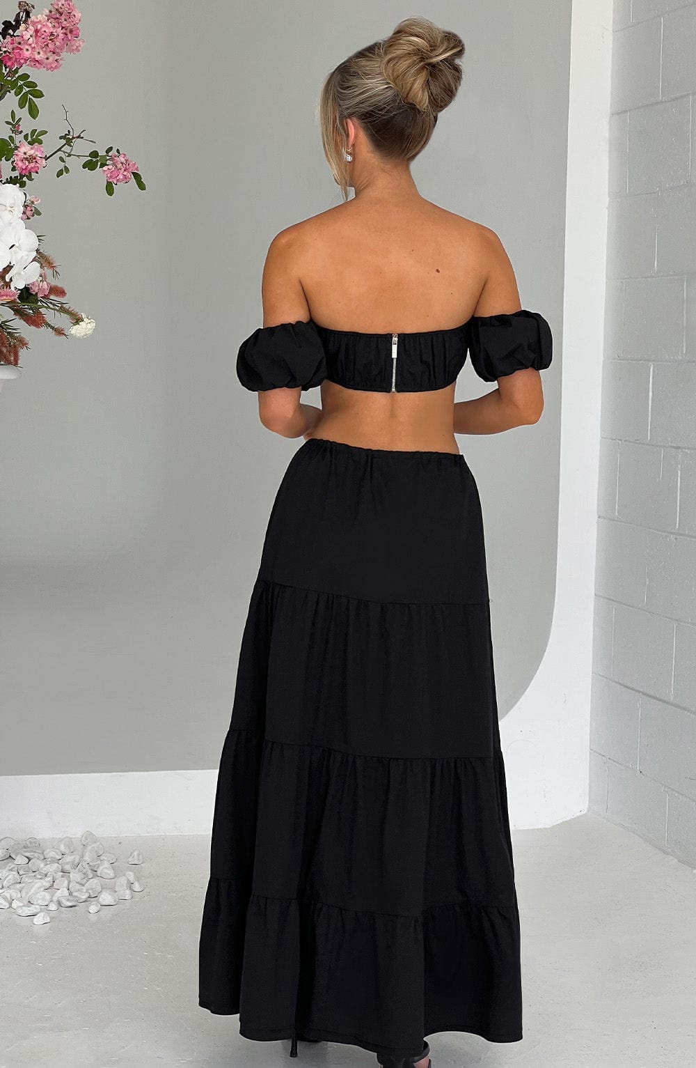 Dalialina Top in Black by Clandour, product photo 2