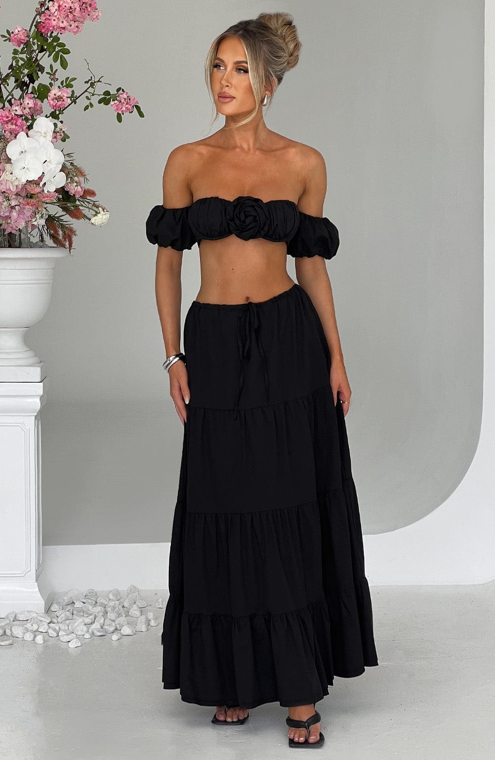 Dalialina Top in Black by Clandour, product photo 4