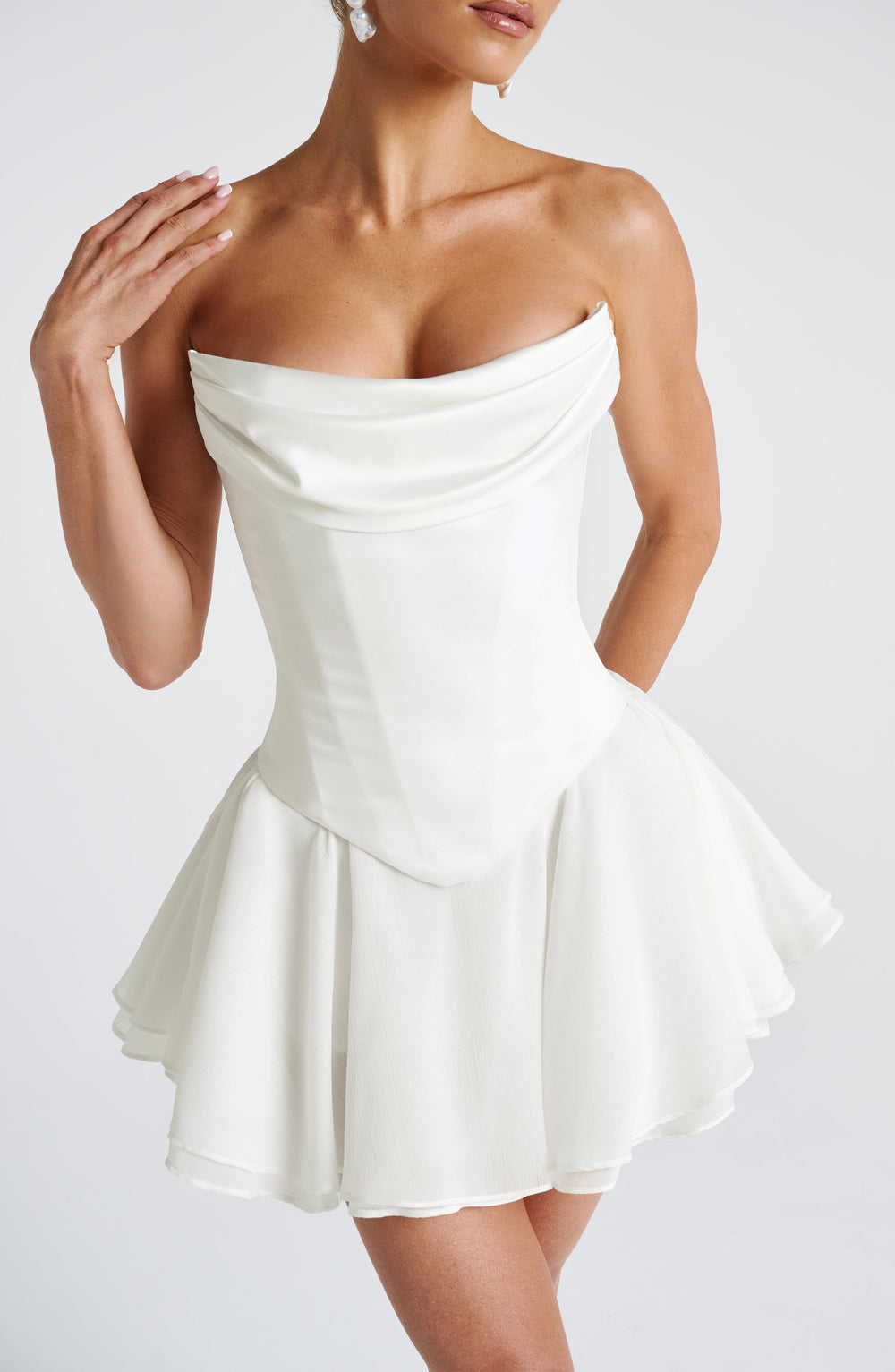 Daliaoria Corset in Ivory by Clandour, product photo 3