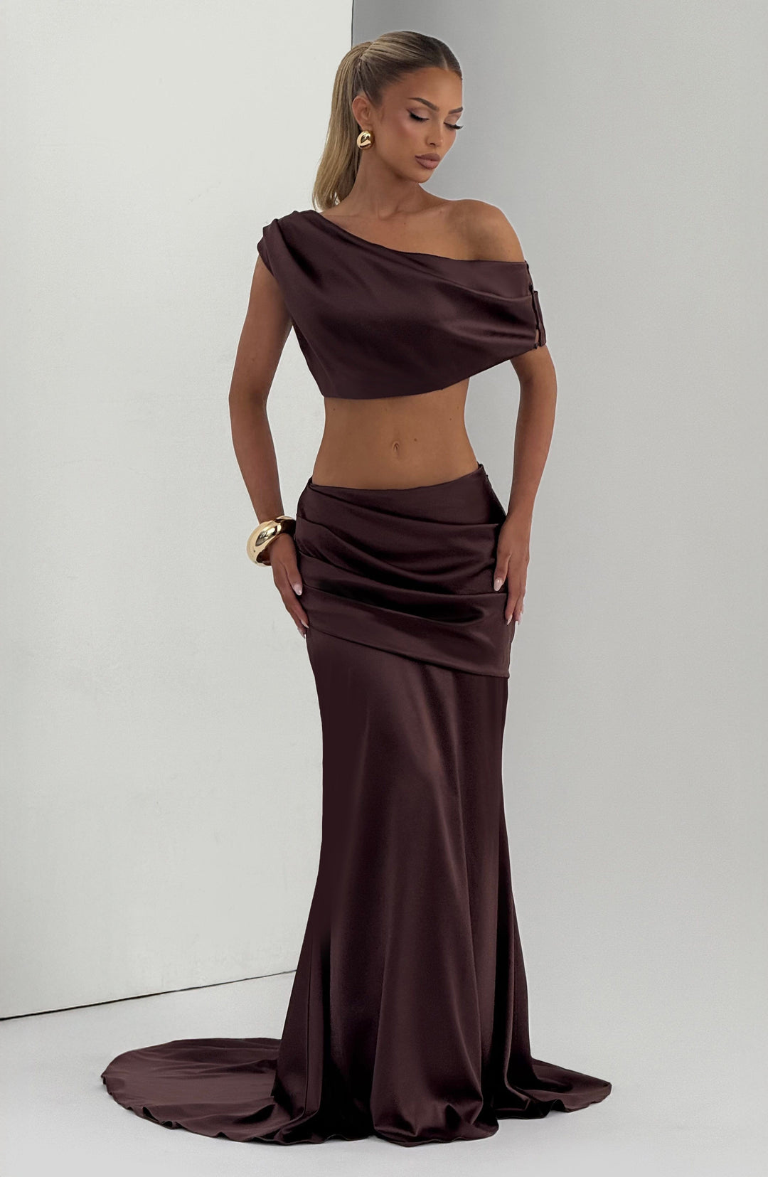 Fiorairis Top in Plum Brown by Clandour, product photo 8