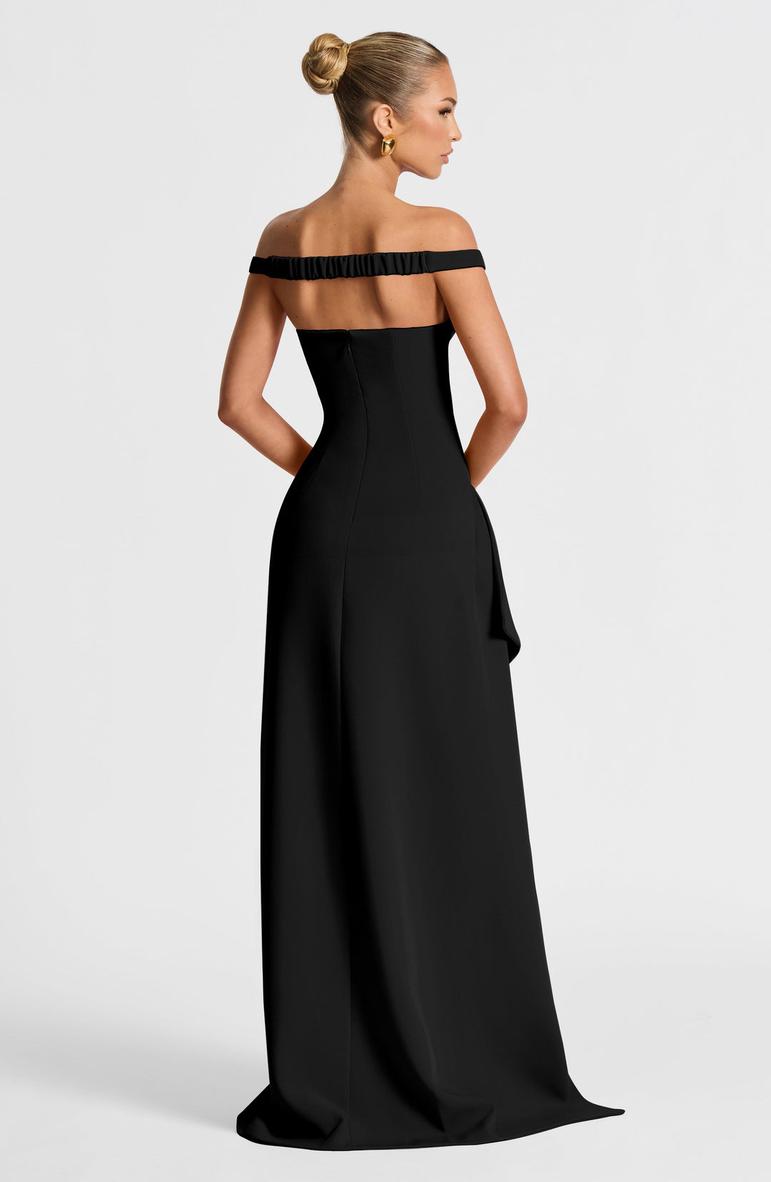 Lumaelia Maxi Dress in Black by Clandour, product photo 3