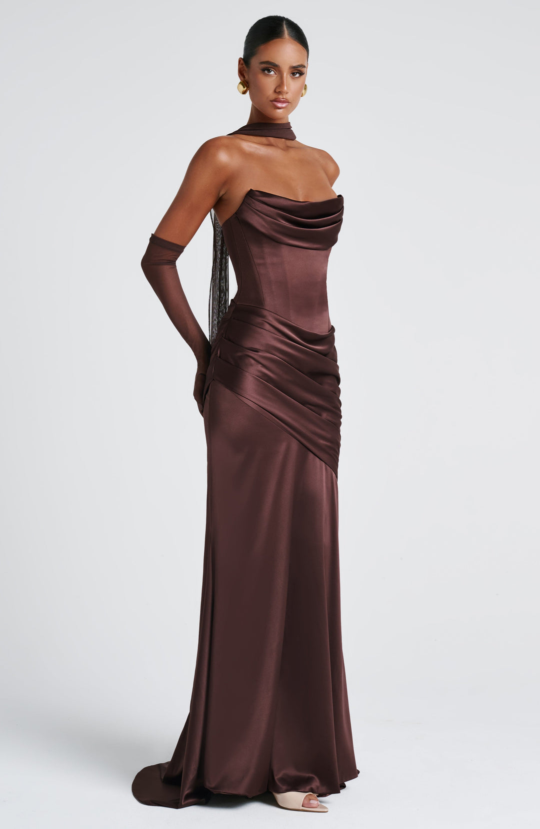 Lumaessa Maxi Dress in Plum Brown by Clandour, product photo 6