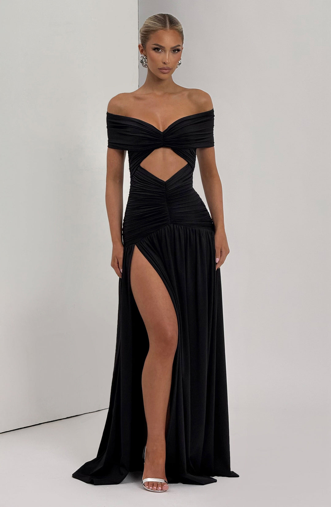 Lumaola Maxi Dress in Black by Clandour, product photo 10