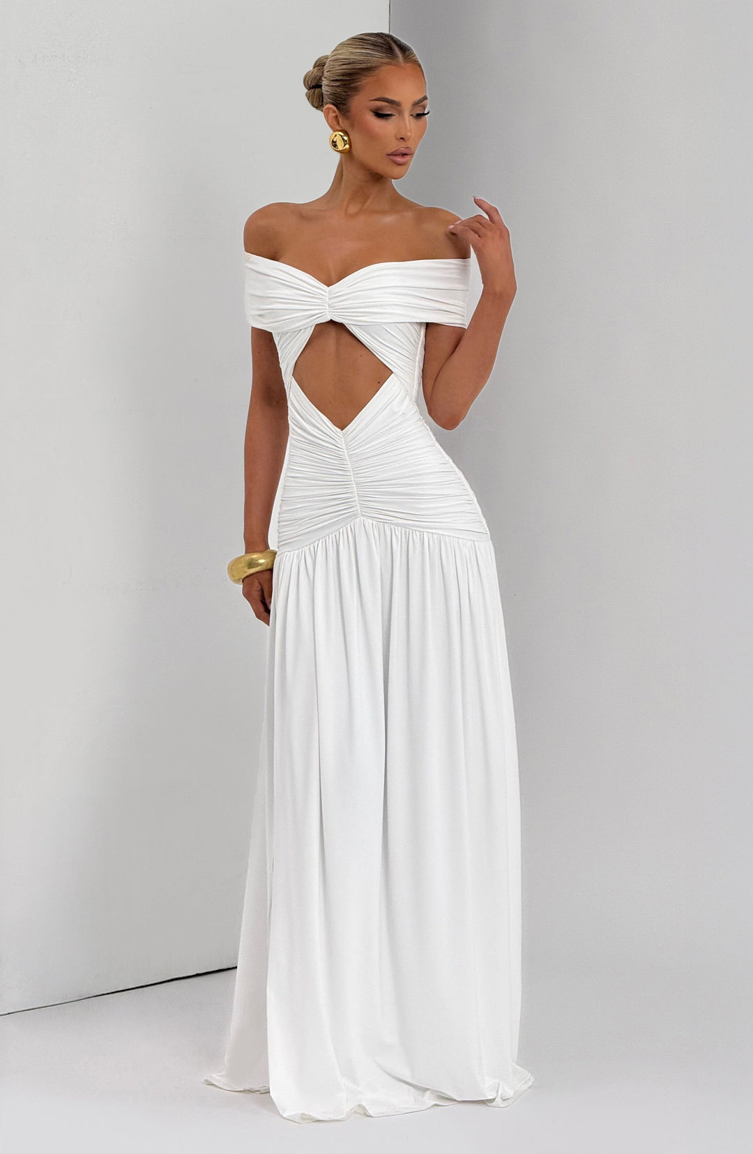 Lumaola Maxi Dress in White by Clandour, product photo 5