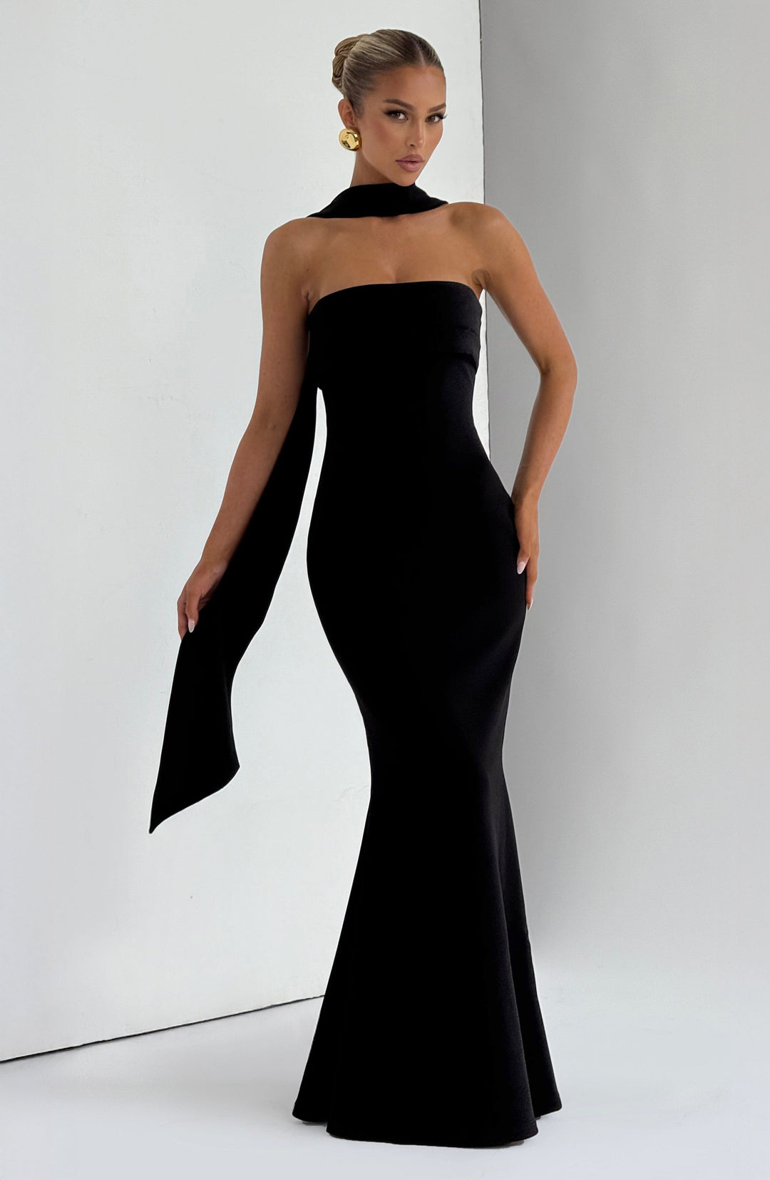 Miralina Maxi Dress in Black by Clandour, product photo 7