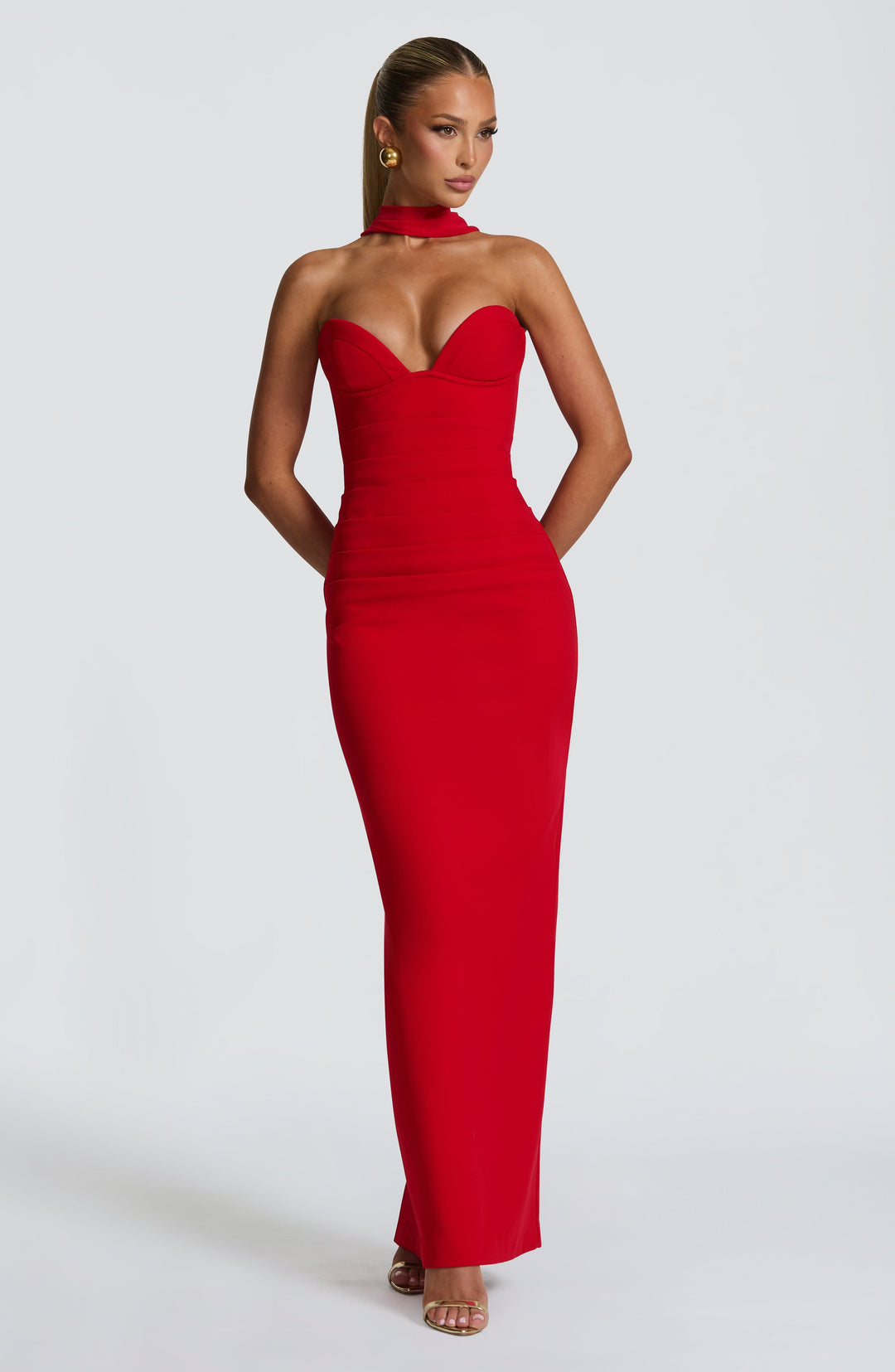 Miravieve Maxi Dress in Red by Clandour, product photo 3