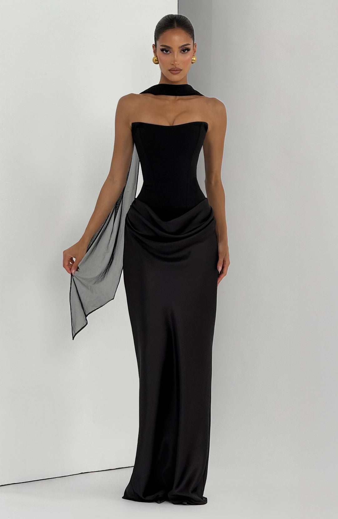 Nolaoria Maxi Dress in Black by Clandour, product photo 10