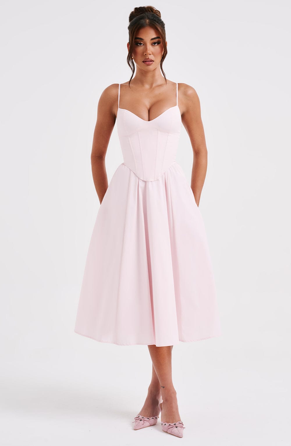 Oriaia Midi Dress in Blush by Clandour, product photo 6