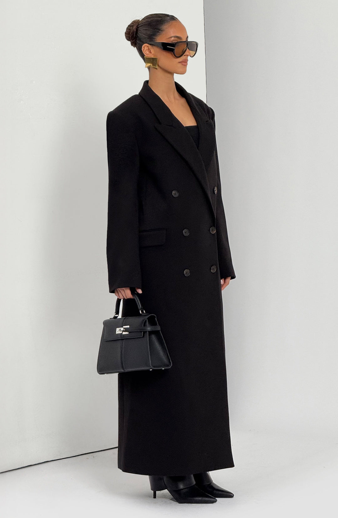 Oriaoria Coat in Black by Clandour, product photo 6