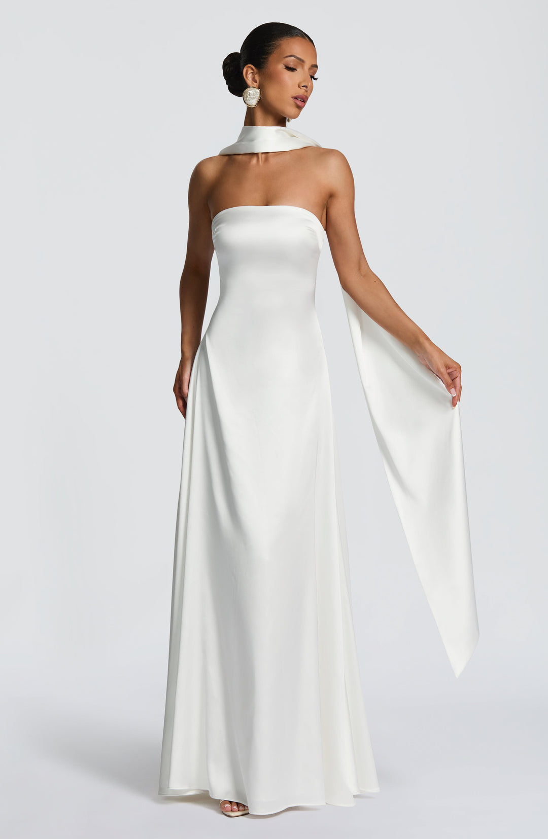 Priyanna Maxi Dress in Ivory by Clandour, product photo 7
