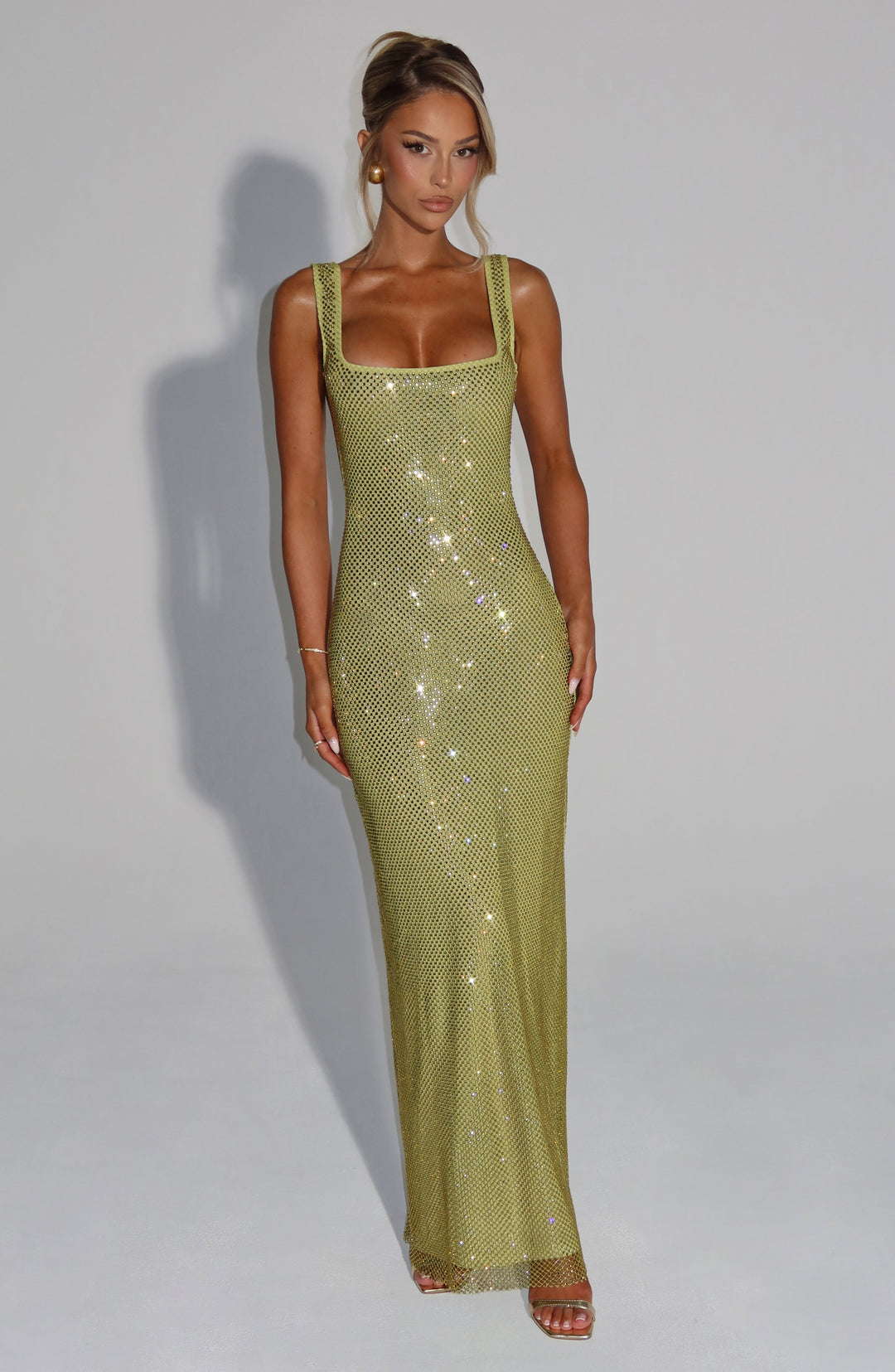 Rheairis maxi Dress in Olive by Clandour, product photo 4