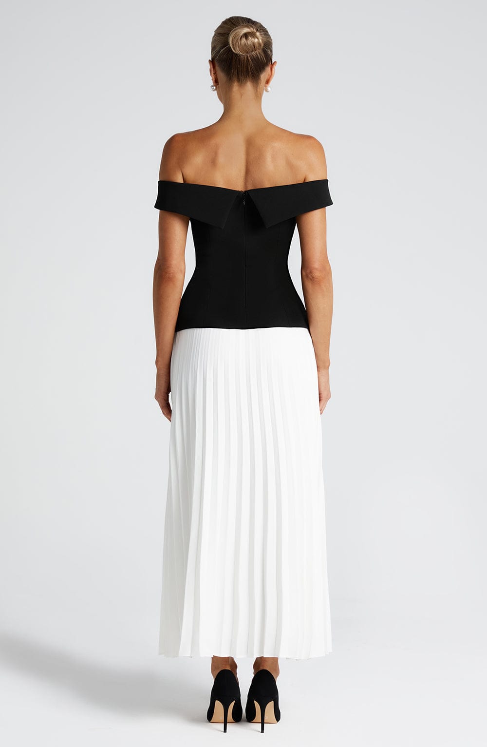 Rhealise Midi Skirt in Ivory by Clandour, product photo 3