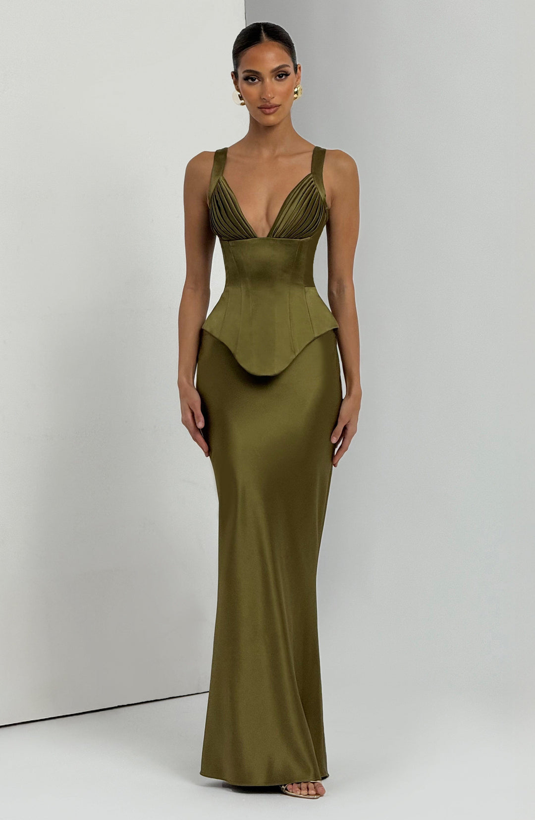 Taliaette Corset in Deep Olive by Clandour, product photo 6