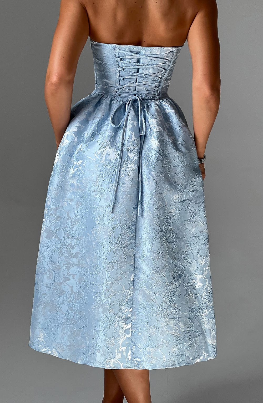 Velaelle Midi Dress in Blue by Clandour, product photo 2