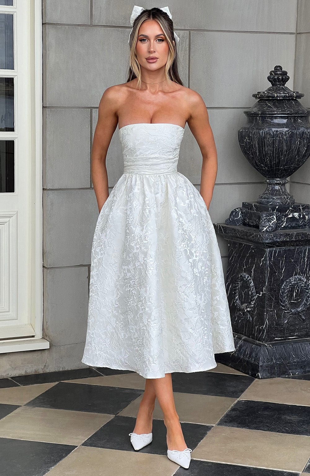Velaelle Midi Dress in Ivory by Clandour, product photo 3
