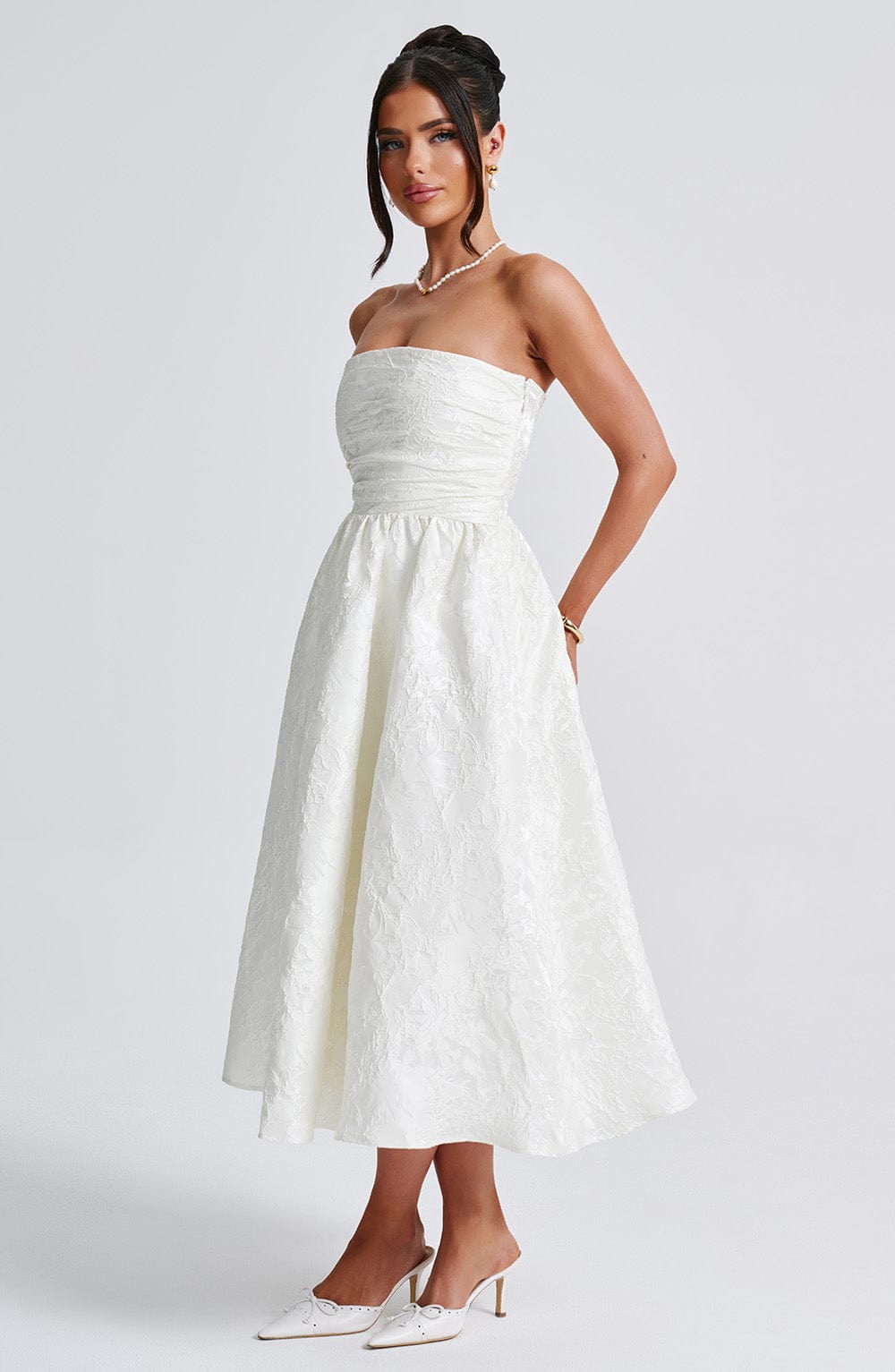 Velaelle Midi Dress in Ivory by Clandour, product photo 5