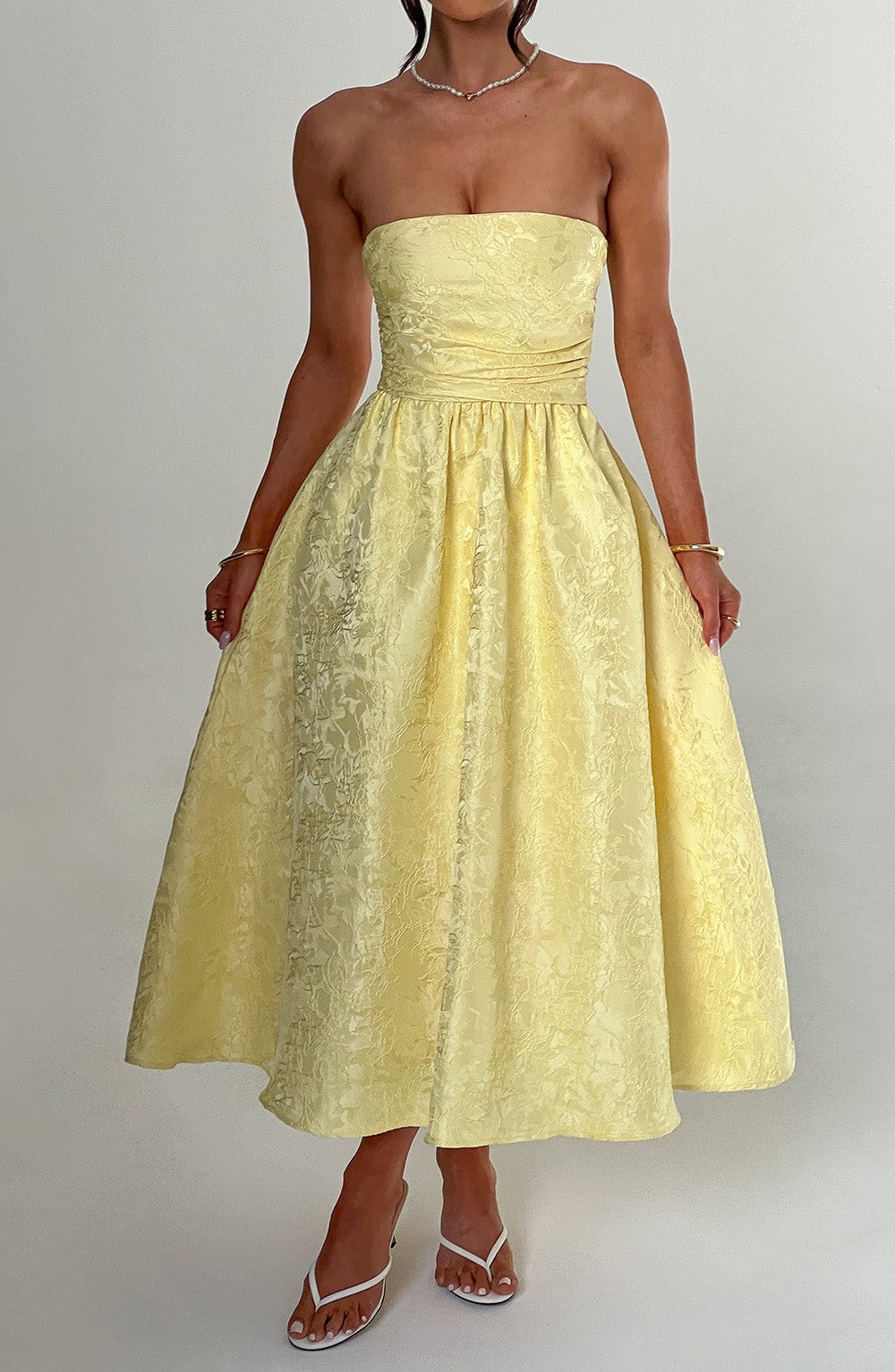 Velaelle Midi Dress in Lemon by Clandour, product photo 3