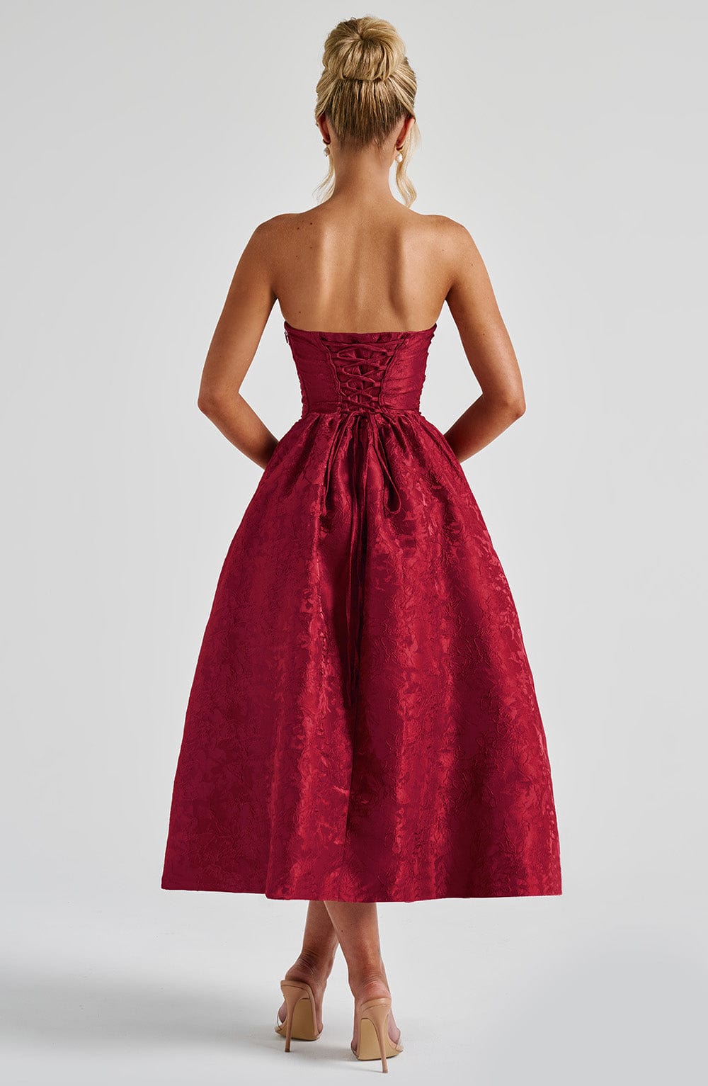Velaelle Midi Dress in Red by Clandour, product photo 2