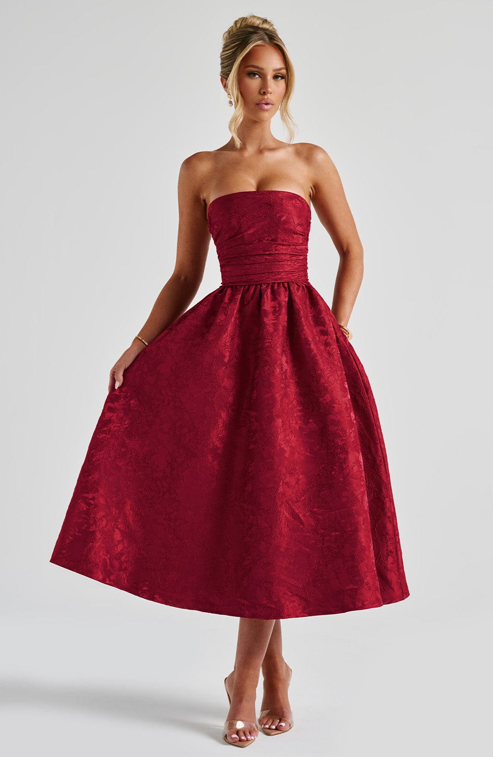 Velaelle Midi Dress in Red by Clandour, product photo 4