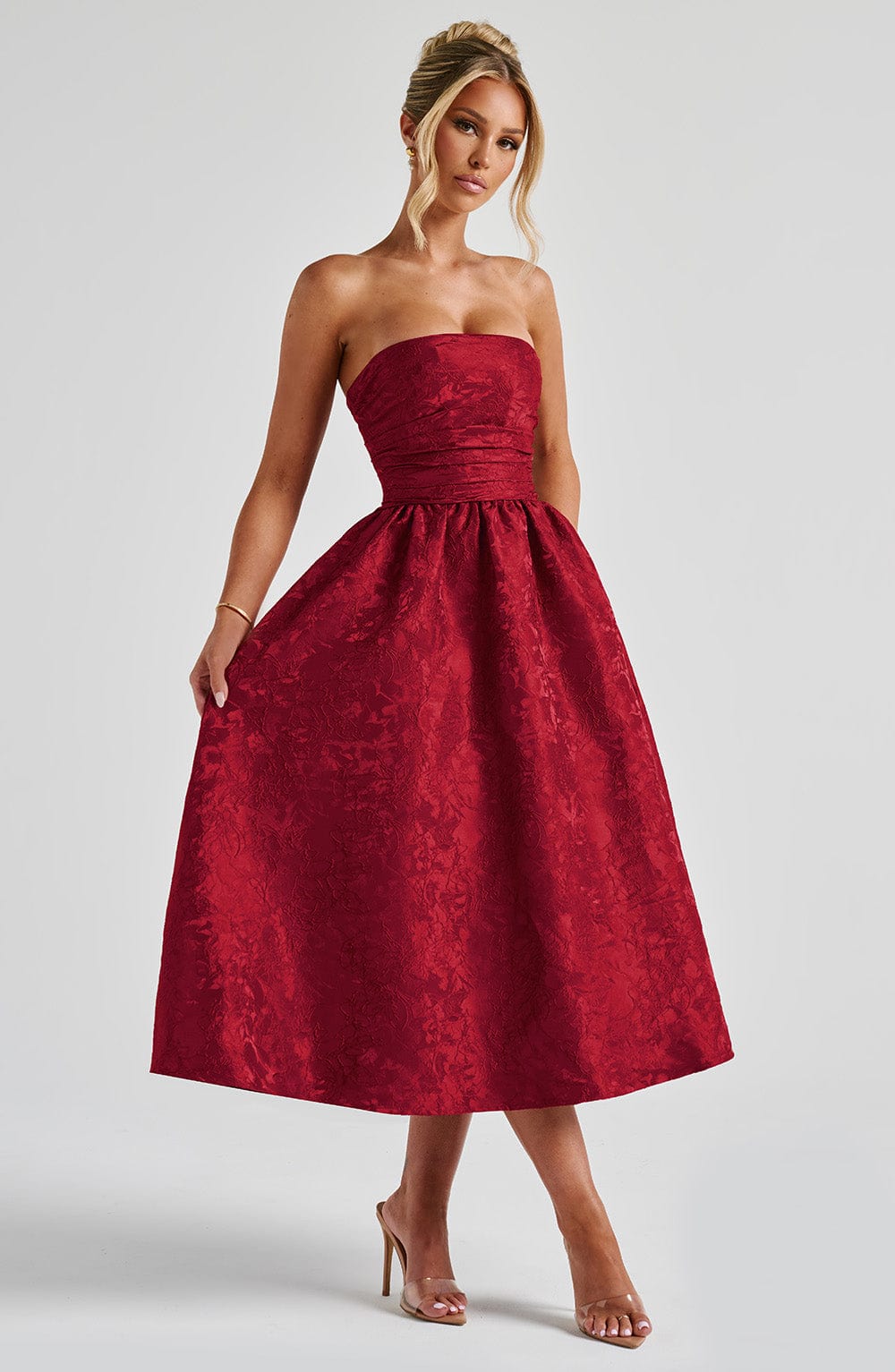 Velaelle Midi Dress in Red by Clandour, product photo 5