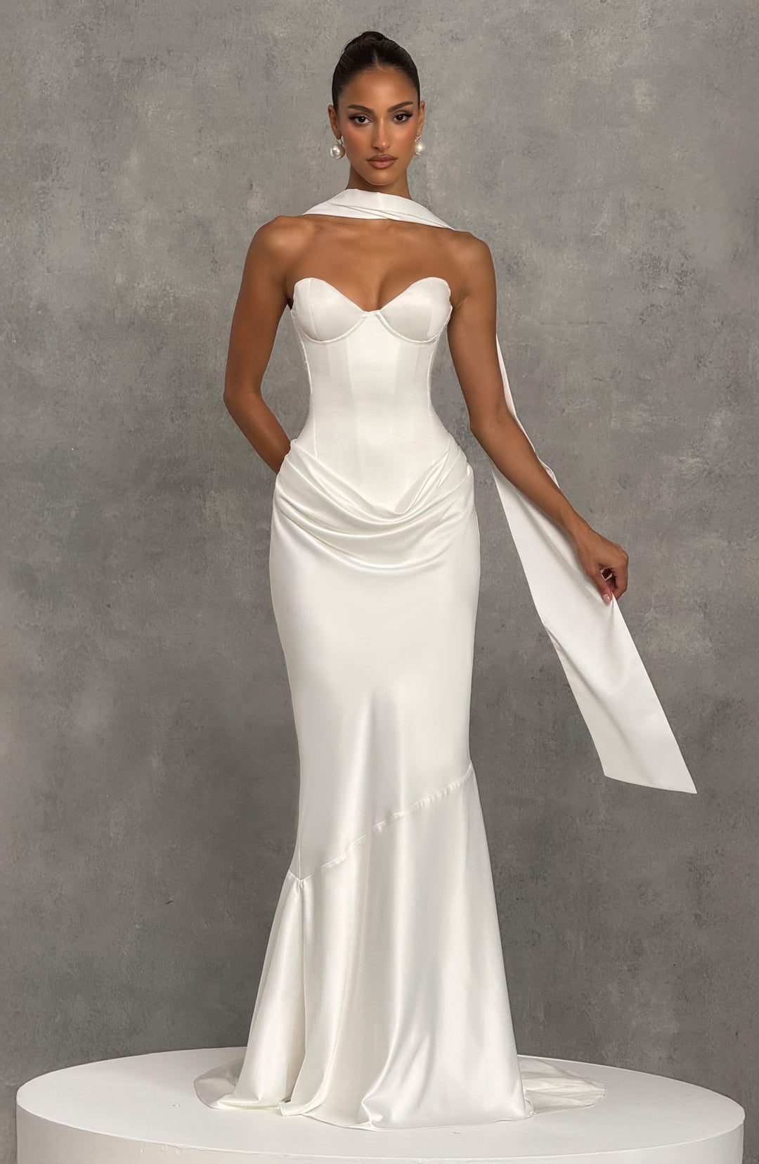 Xaraoria Gown in Ivory by Clandour, product photo 13