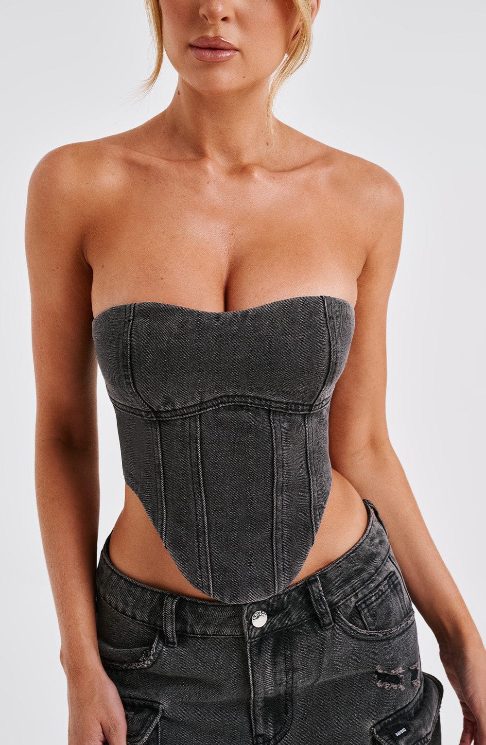 Yaravieve Corset in Black by Clandour, product photo 3