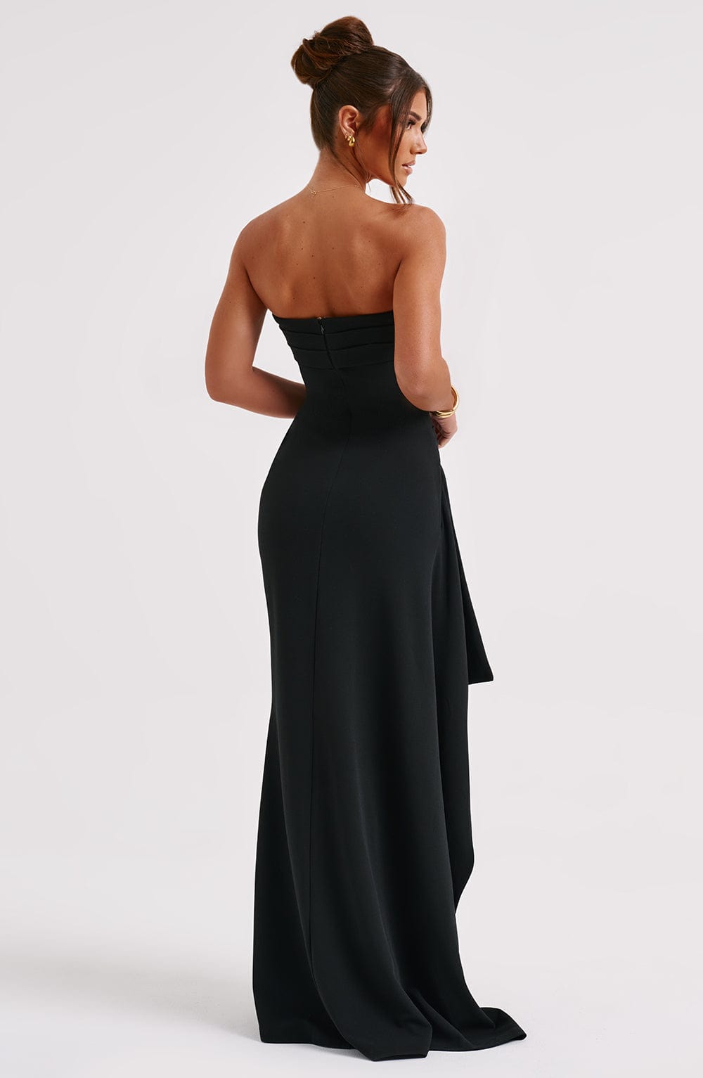 Zellaia Maxi Dress in Black by Clandour, product photo 4